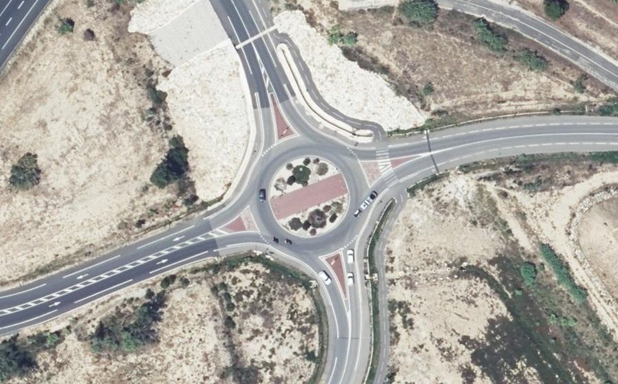 Vue aérienne du Rond-point anonyme n°962305023