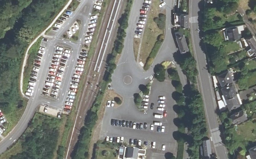 Vue aérienne du Rond-point anonyme n°96290837