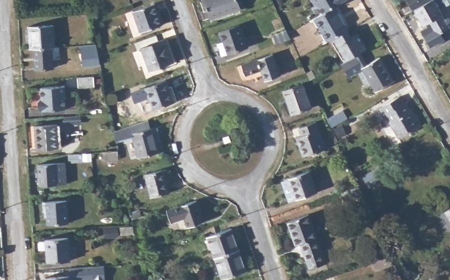 Vue aérienne du Rond-point anonyme n°96347336