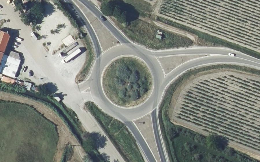 Vue aérienne du Rond-point anonyme n°9679718