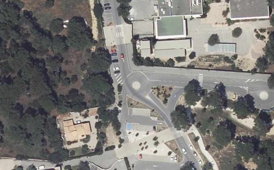 Vue aérienne du Rond-point anonyme n°969878706
