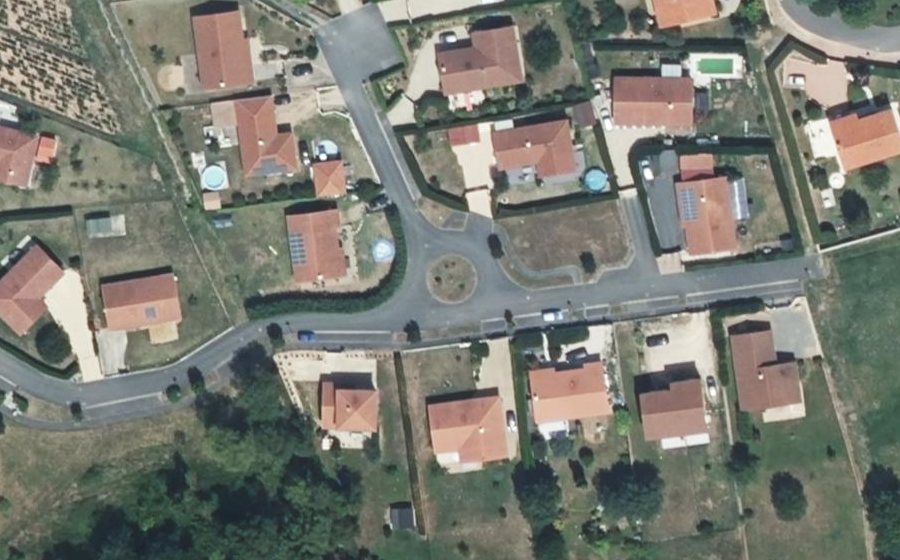 Vue aérienne du Rond-point anonyme n°971470486