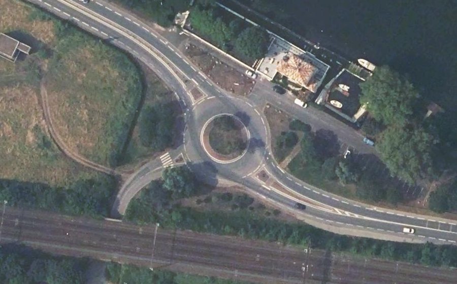 Vue aérienne du Rond-point anonyme n°9726318