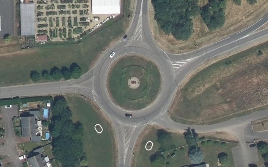 Vue aérienne du Rond-Point de la Confrérie Saint-Vincent