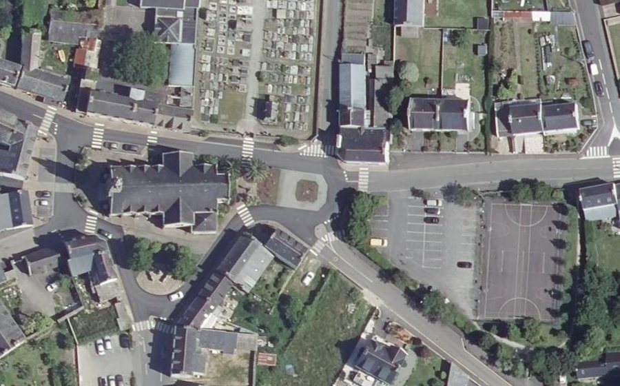 Vue aérienne du Place de l'Église