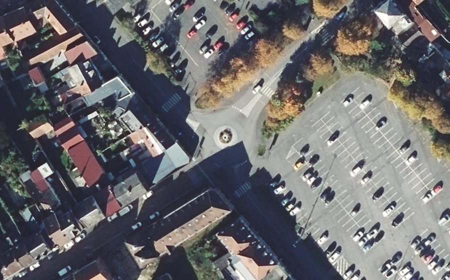 Vue aérienne du Rond-point anonyme n°99007406