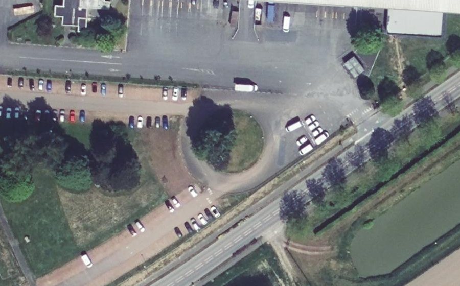 Vue aérienne du Rond-point anonyme n°991592475
