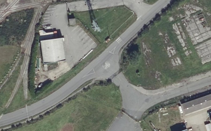 Vue aérienne du Rond-point anonyme n°996009036