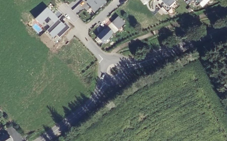 Vue aérienne du Rond-point anonyme n°999212704