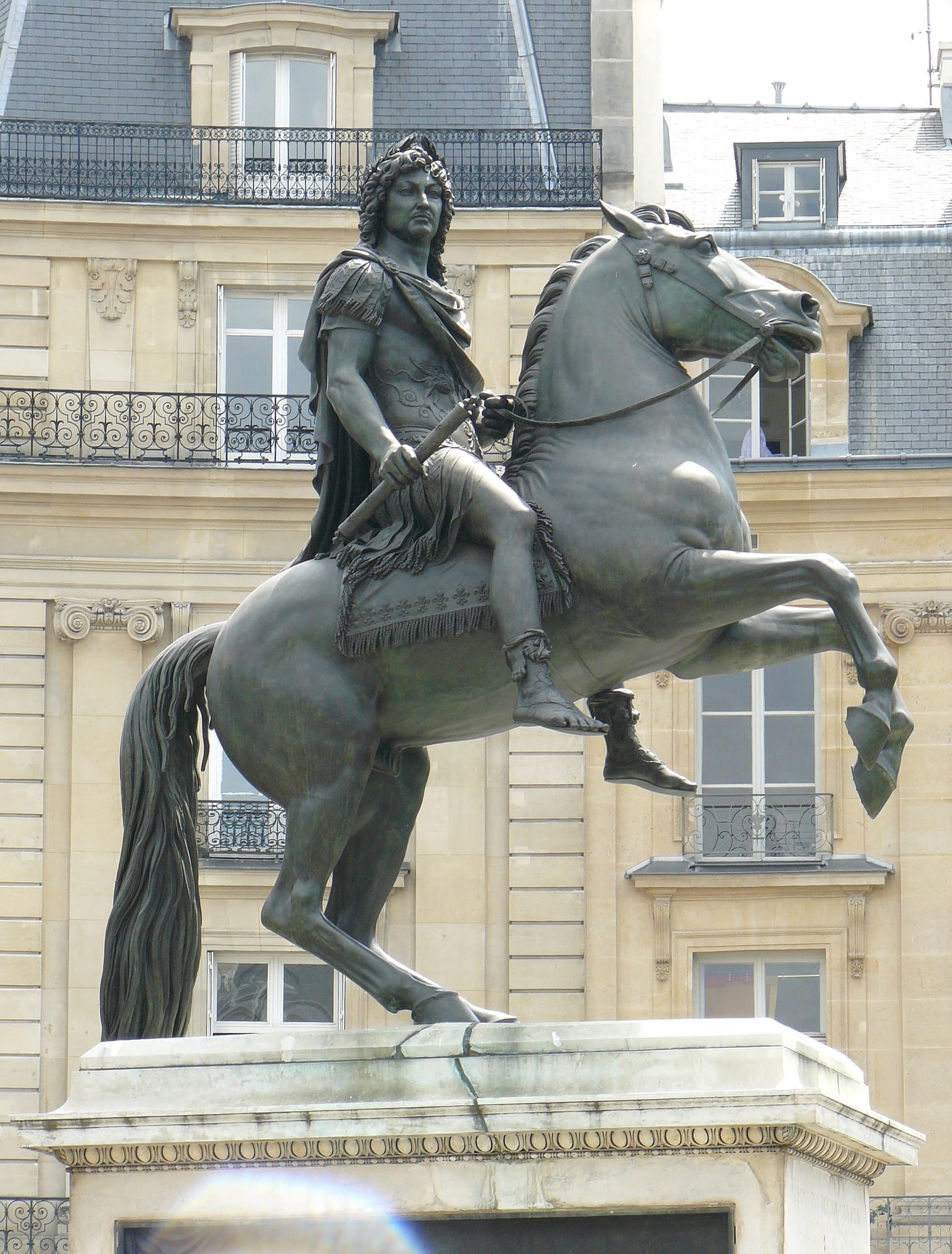 L'œuvre de la Place des Victoires