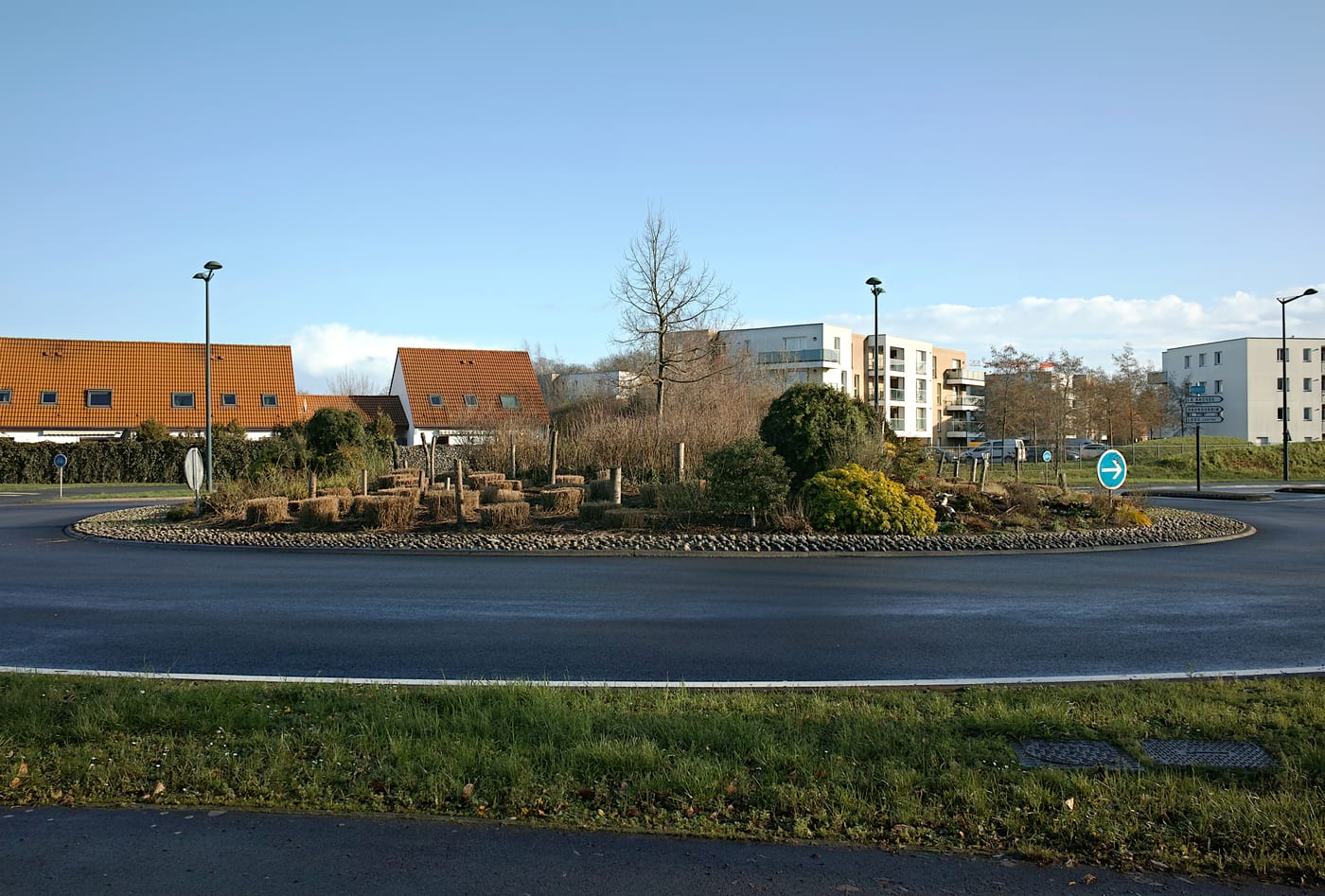 Photo du Rond-point anonyme n°142776442
