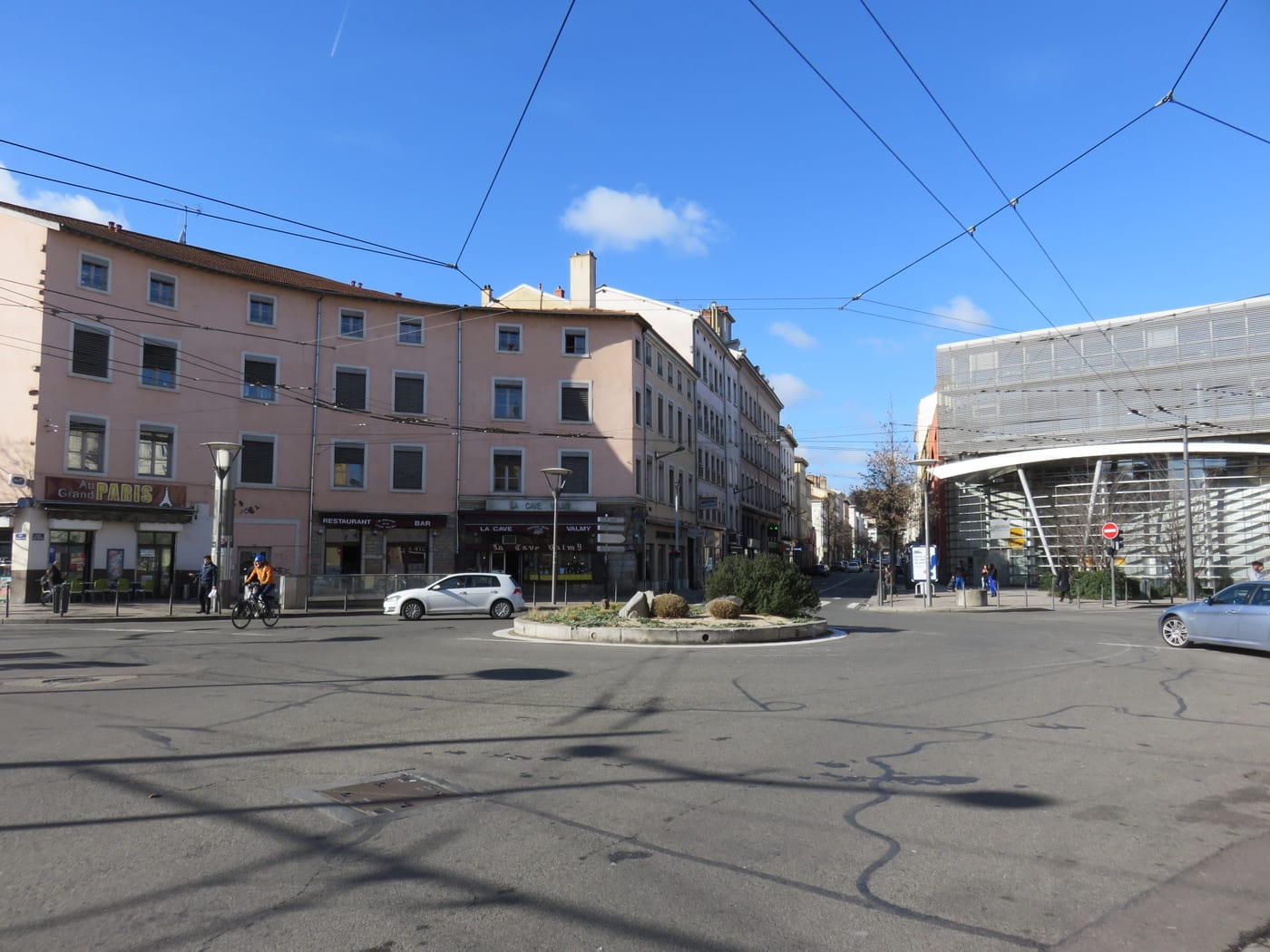 Photo de la Place de Valmy