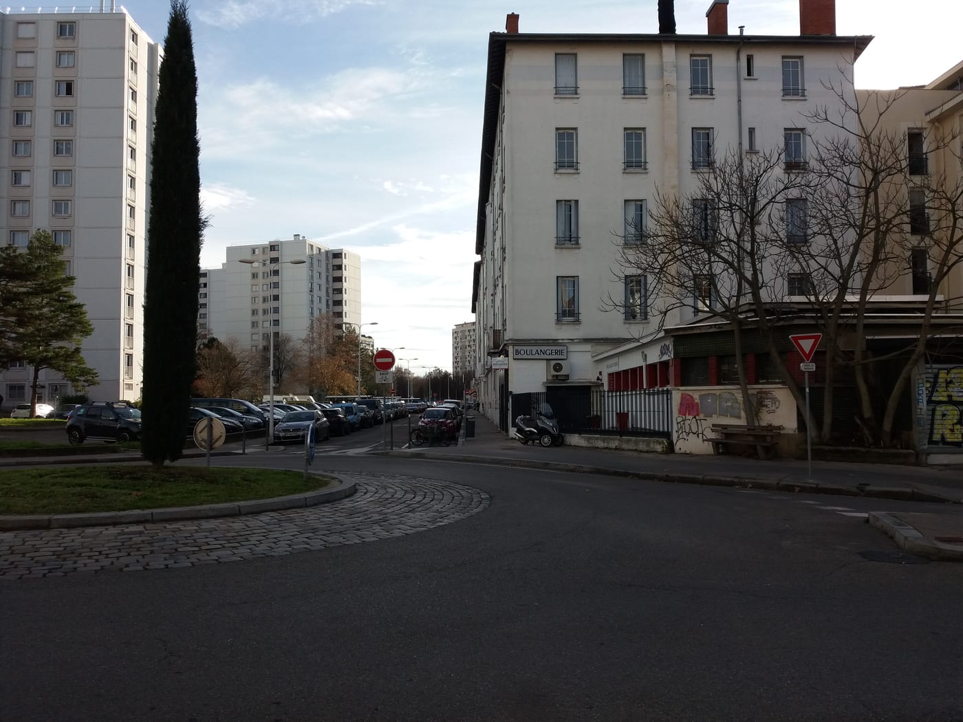 Photo du Rond-point anonyme n°18619106