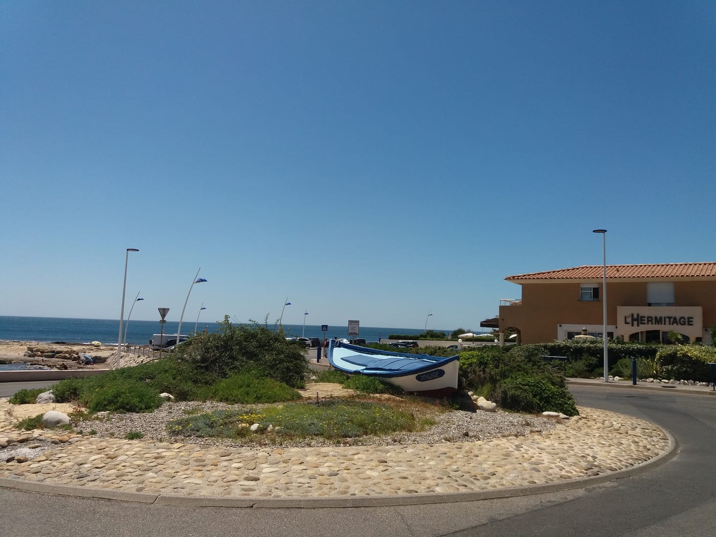 Photo du Rond-point anonyme n°27334892