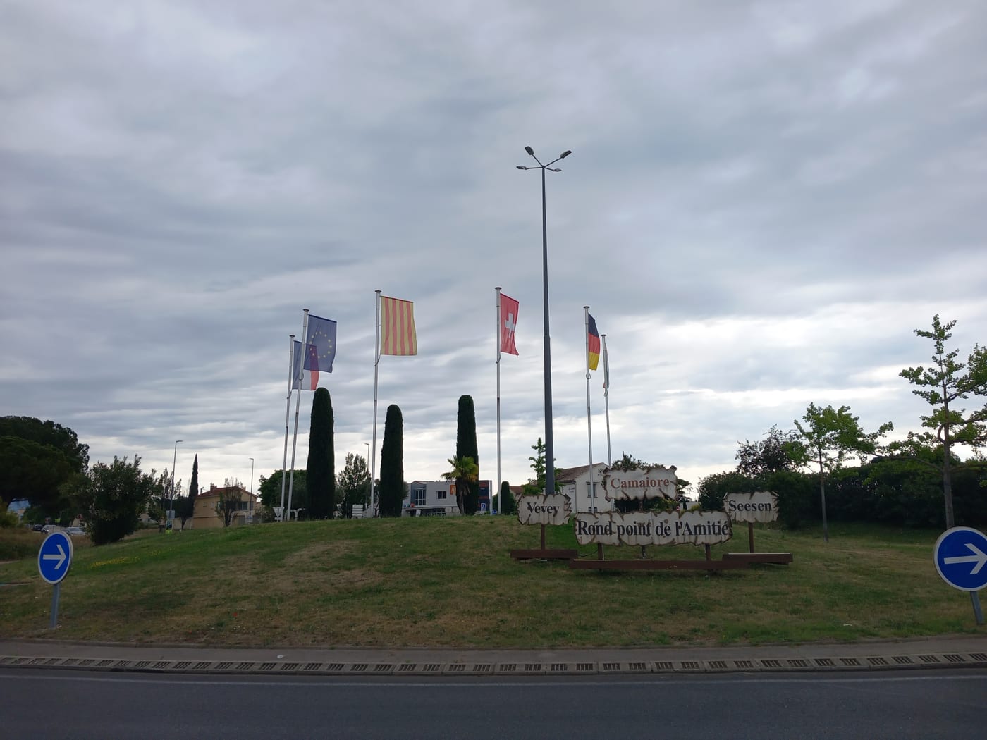 Photo du Rond-point anonyme n°495283616