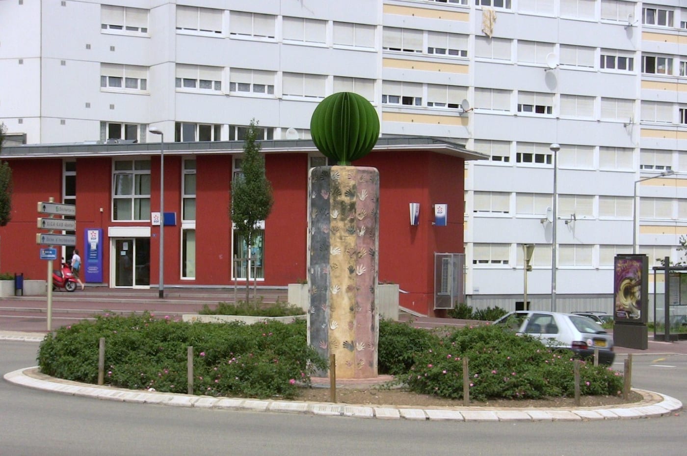 Photo du Rond-point anonyme n°620068936