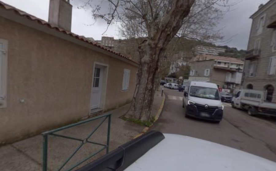Vue du Mini-giratoire n°248829778