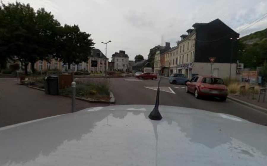 Vue du Mini-giratoire n°261665219