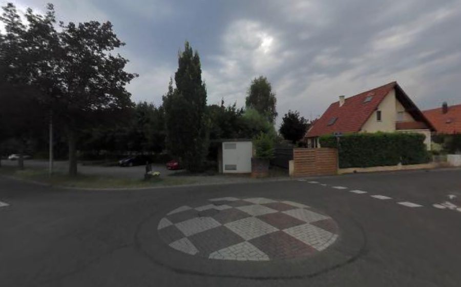 Vue du Mini-giratoire n°276646099