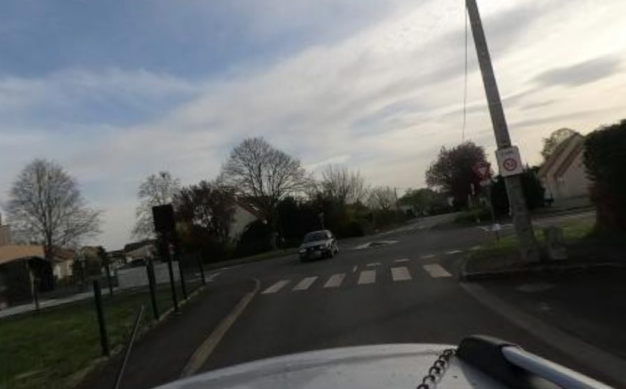 Vue du Mini-giratoire n°330975263