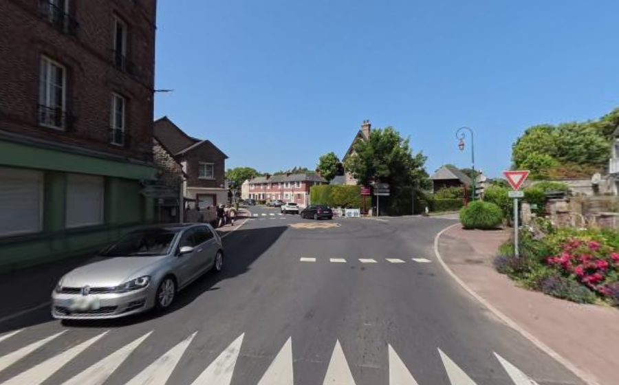 Vue du Mini-giratoire n°349956143