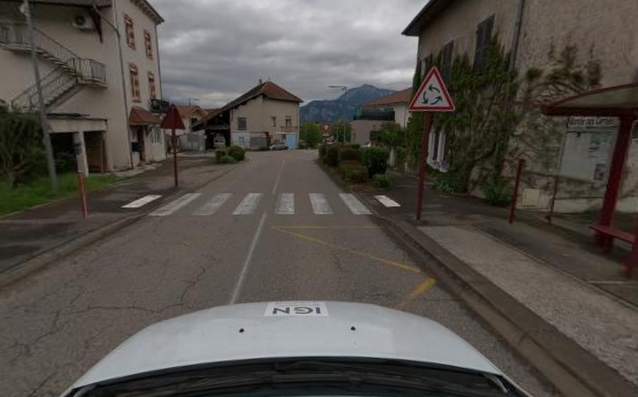 Vue du Mini-giratoire n°352898280