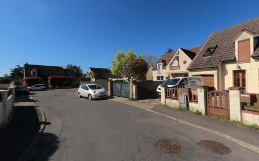 Vue du Mini-giratoire n°520410336