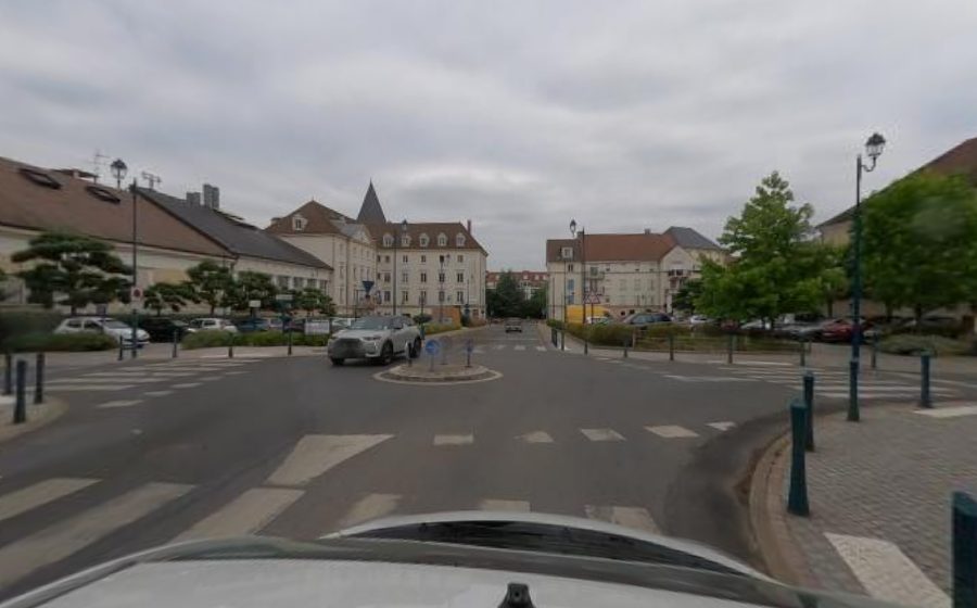 Vue du Mini-giratoire n°595411018