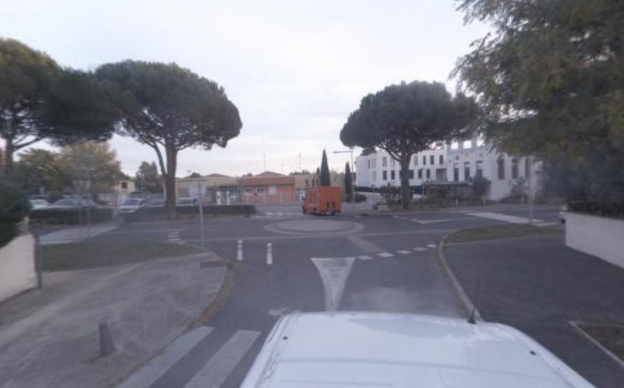 Vue du Mini-giratoire n°684354412
