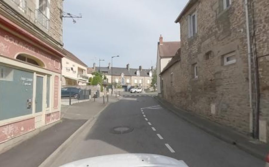 Vue du Mini-giratoire n°685915363