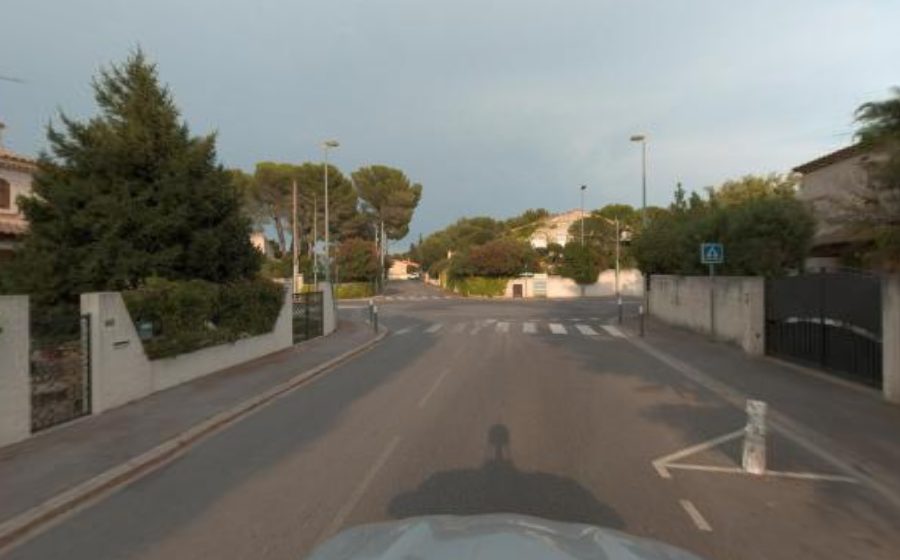 Vue du Mini-giratoire n°693271712