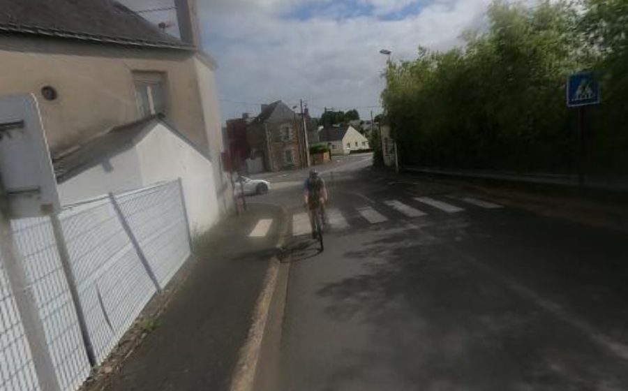 Vue du Mini-giratoire n°1093957903