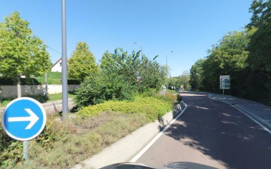 Vue du Rond-point anonyme n°1013098629