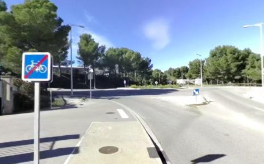 Vue du Rond-point anonyme n°1025608763
