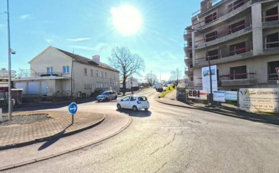 Vue du Rond-point anonyme n°1033341135
