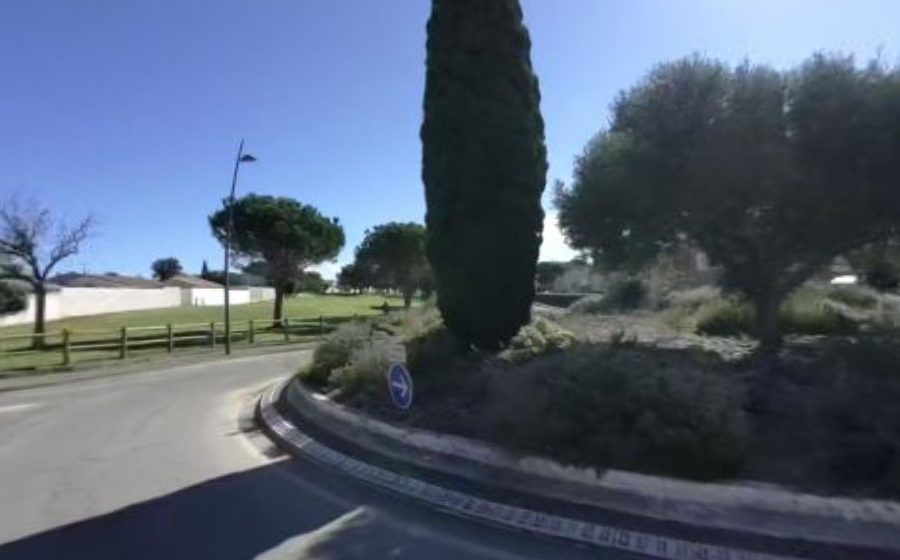 Vue du Rond-point anonyme n°103652143