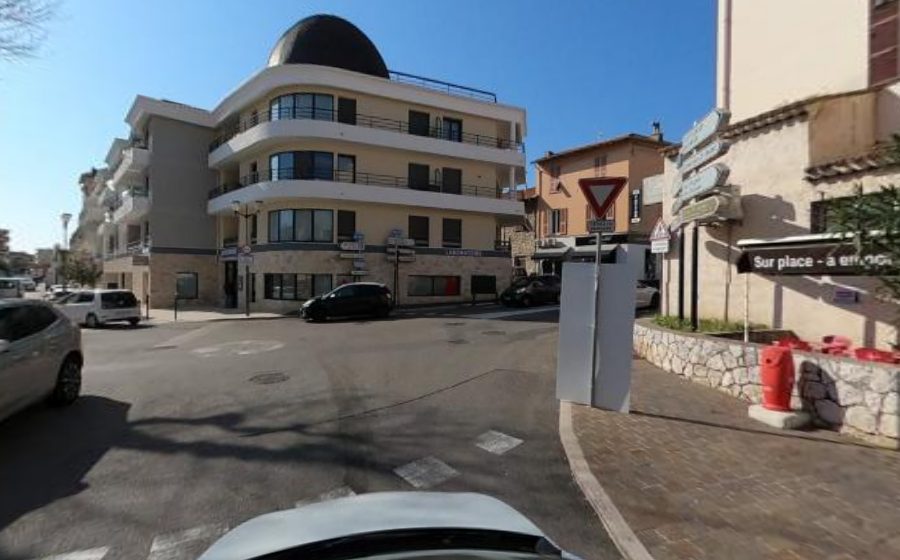 Vue du Rond-point anonyme n°1050474552
