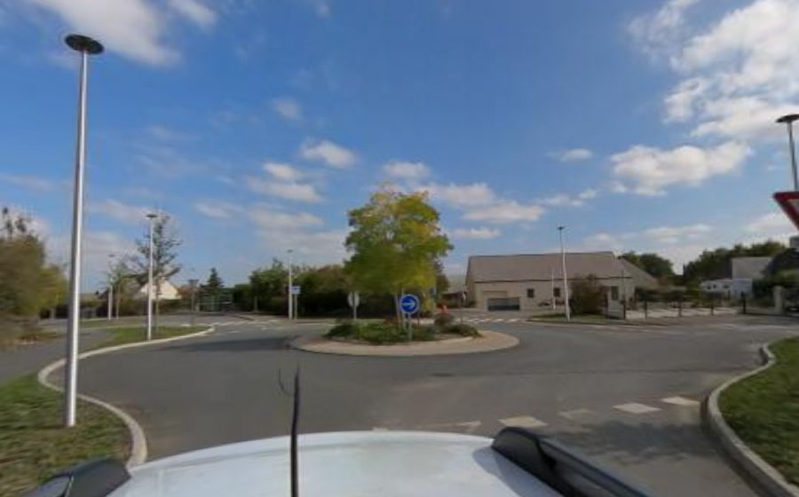 Vue du Rond-point anonyme n°1064532558