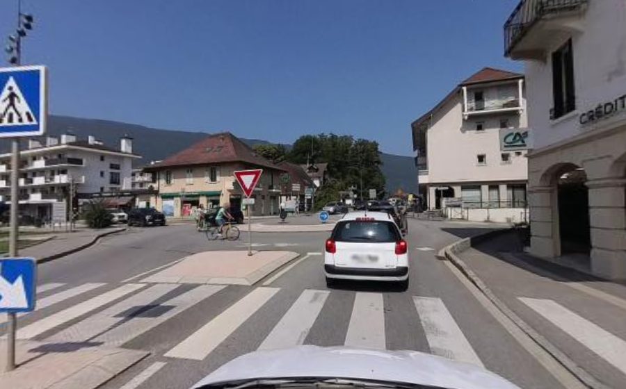 Vue du Rond-point anonyme n°1065052587