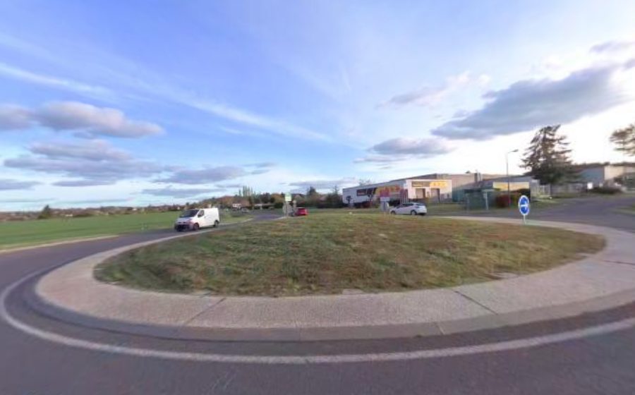 Vue du Rond-point anonyme n°1072744582