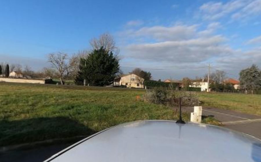Vue du Rond-point anonyme n°1079385242