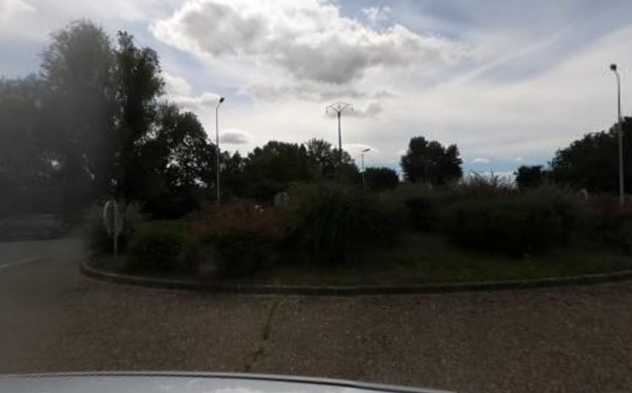 Vue du Rond-point anonyme n°1079647772