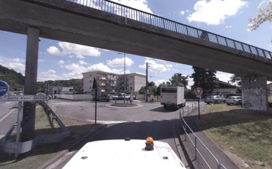 Vue du Rond-point anonyme n°1083219436