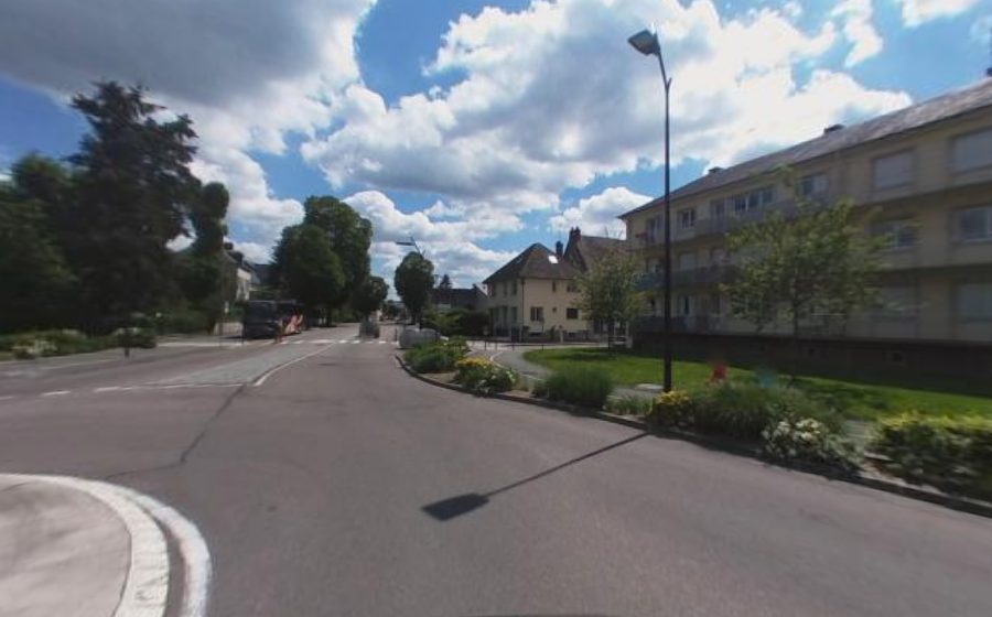 Vue du Rond-point anonyme n°1092863132