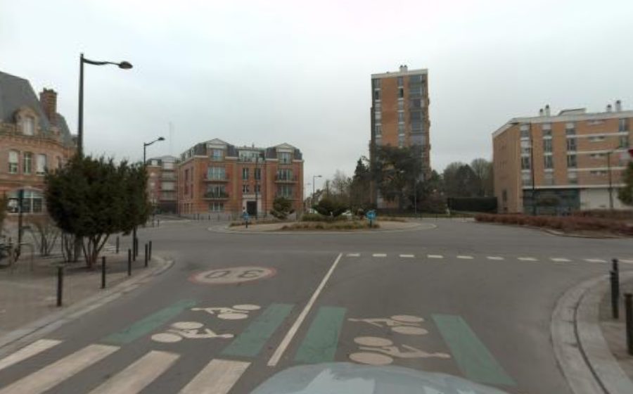 Vue du Rond-point anonyme n°1097686839
