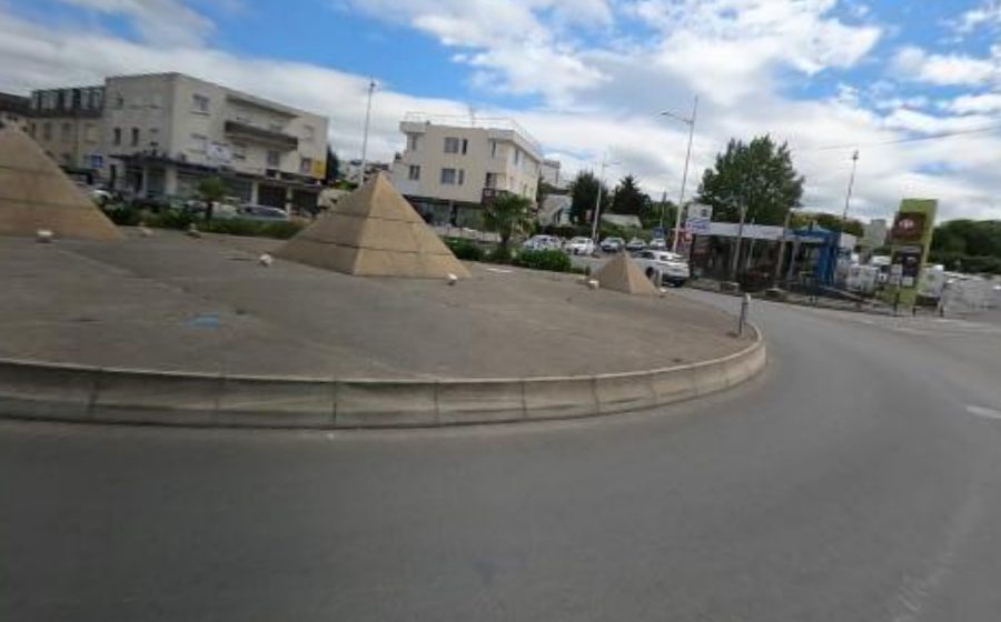 Vue du Rond-Point des Pyramides