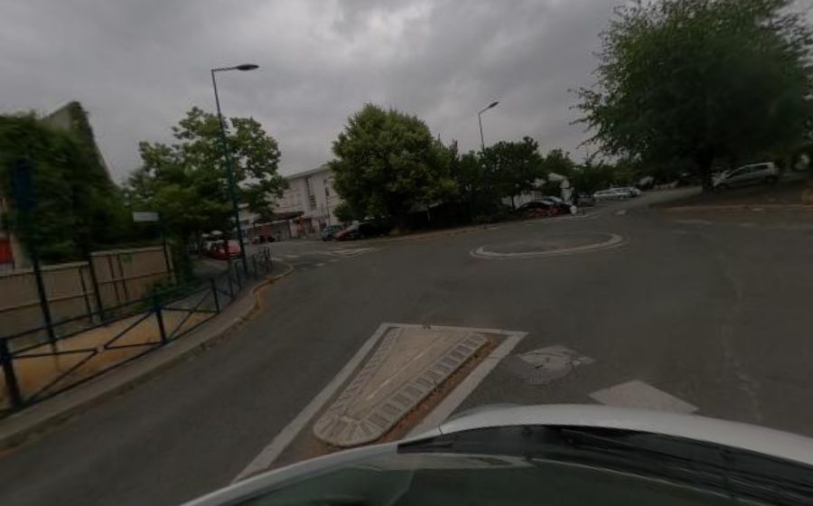 Vue du Rond-point anonyme n°1108043680