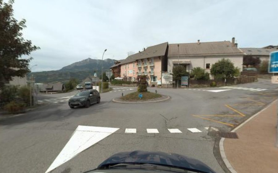 Vue du Rond-point anonyme n°111808048