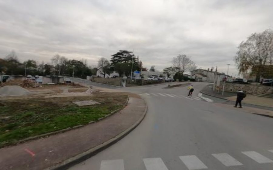 Vue de la Place Commandant de Maupéou