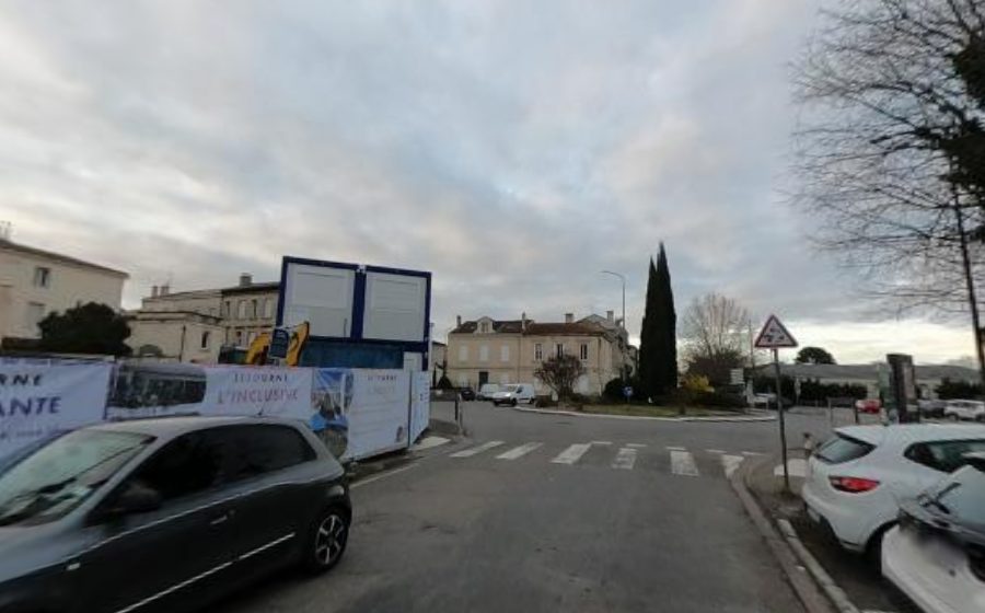 Vue de la Place des Martyrs de la Résistance